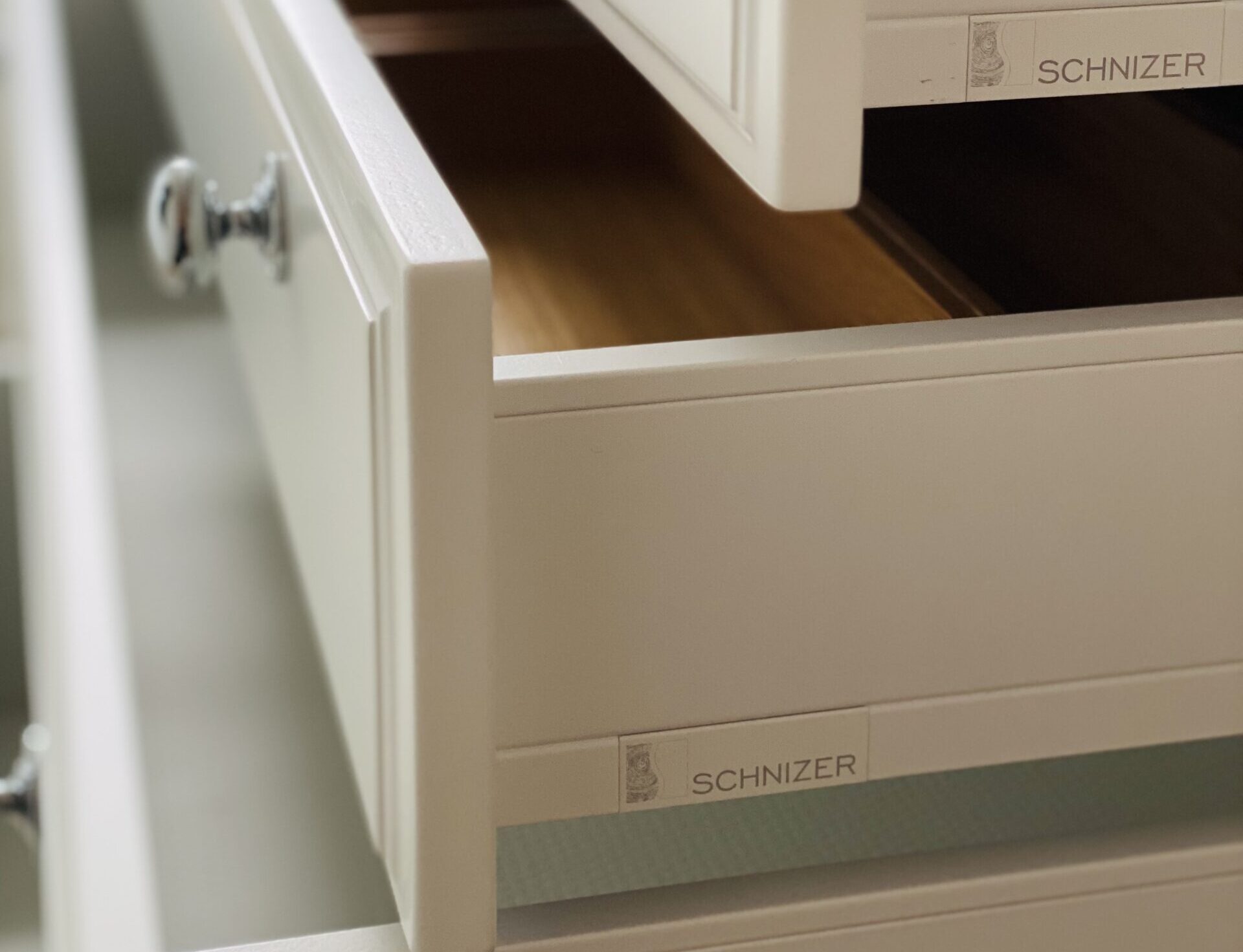 Tischler  Schrank in Reutlingen