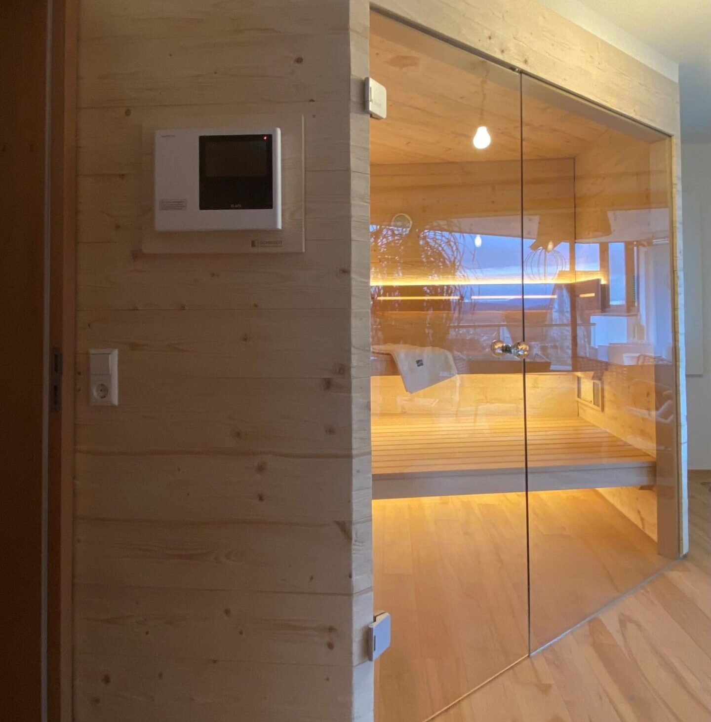 Sauna nach Maß in Stuttgart im Keller beim Kunden